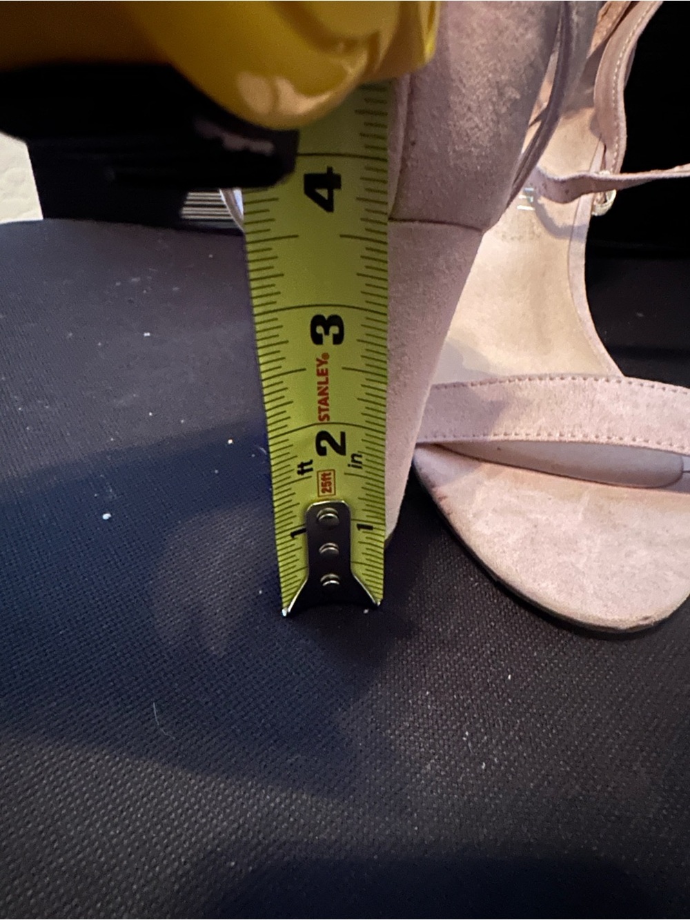 Pink heels - Picture 4 of 5